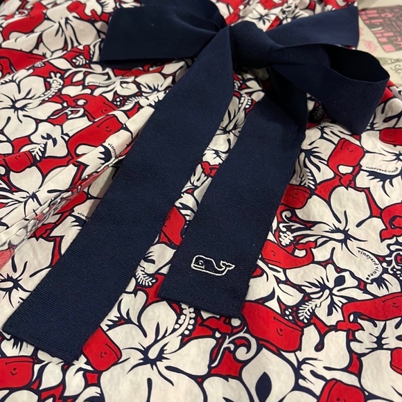 VINEYARD VINES X TARGET Red Hibiscus Flower Whale
V-Neck Wrap Dress XS - Picture 11 of 15